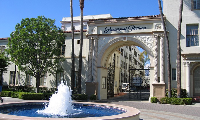 Viacom ist unter anderem der Mutterkonzern des Hollywood-Filmproduzenten Paramount Pictures. Hier die weltberühmte Zentrale in Hollywood in Los Angeles. Das Gelände ist mit Anmeldung auch für Interessierte besuchbar.