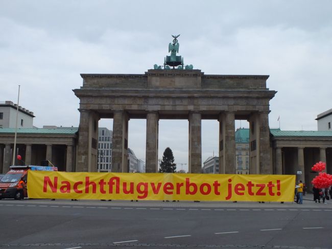 Die Fluglärmgegner treffen sich am Mittwoch, dem 18. September, um 12:30 Uhr vor dem Haupteingang des Leipziger Neuen Rathauses. Kommt auch noch FedEx nach Leipzig/Halle?