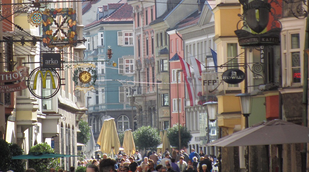 Immobilien in Top-Lagen gelten nach wie vor als gute Investments. Hier die Innsbrucker Innenstadt in Österreich.
