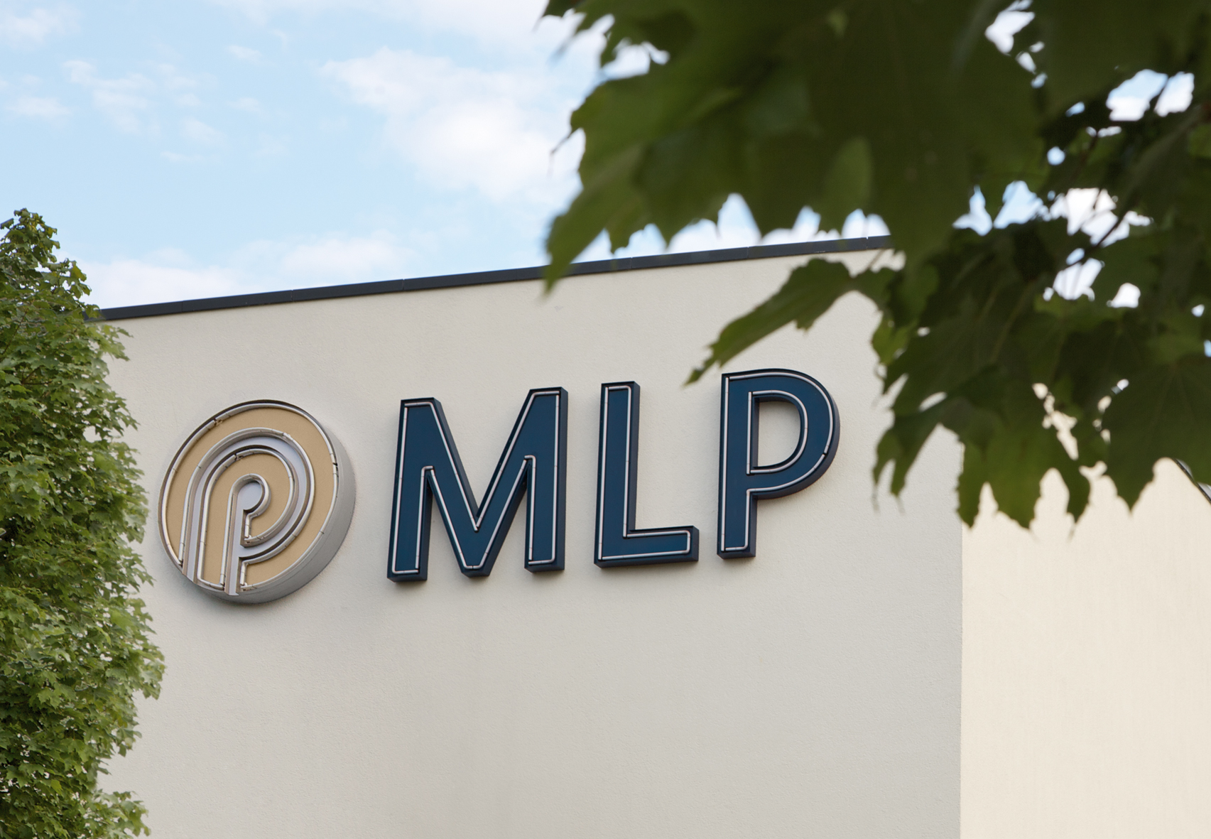 Will einen Fuß in die Immobilienbranche bekommen: MLP.