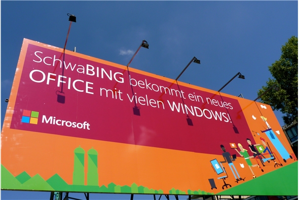 Während Microsoft mal wieder negativ für Schlagzeilen sorgt - Insiderhandel - baut der Konzern auf 26.000 Quadratmern Nutzfläche in München Schwabing an einer lauten Straße seine neue Unternehmenszentrale.