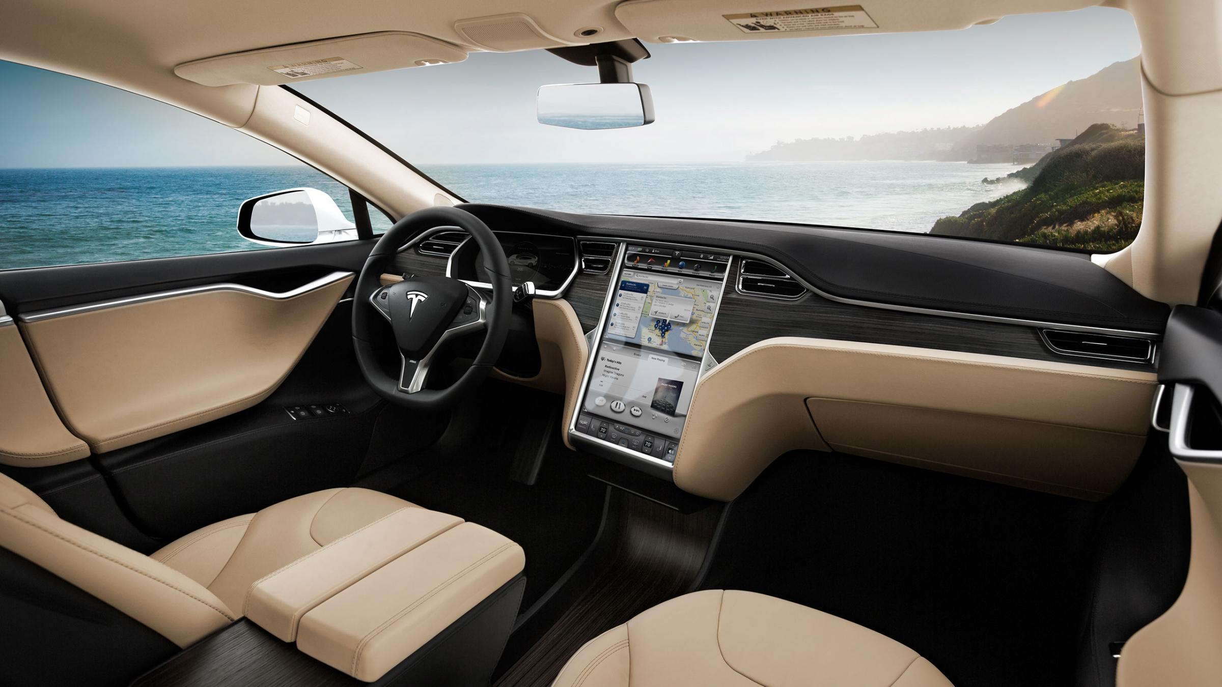 Das Tesla Cockpit im Model S.
