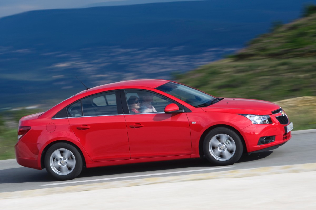 Der Chevrolet Cruze soll das erste GM-Auto sein mit Googles Android Auto sowie Apples CarPlay.