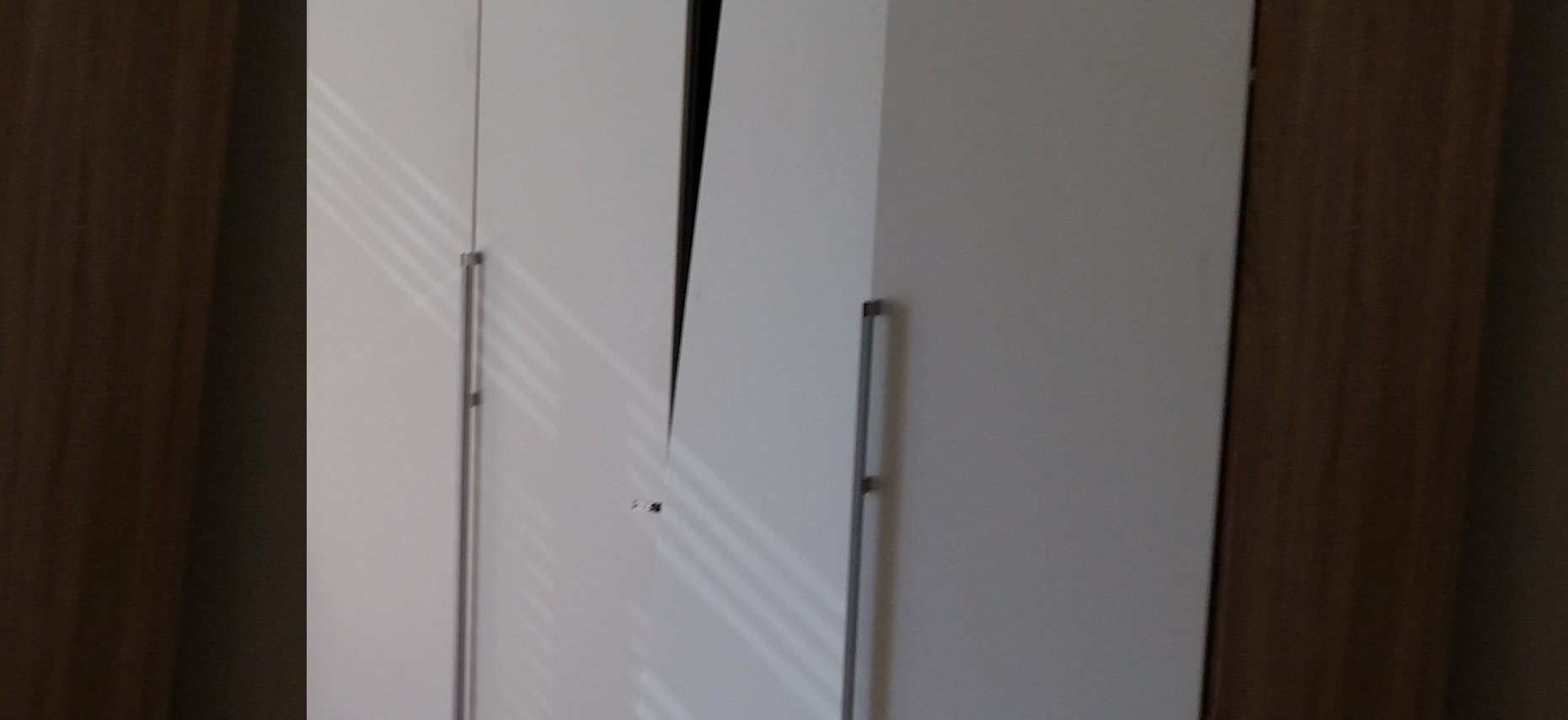 Wie nur soll das Teil wieder zusammengebaut werden, wenn plötzlich die Türen nicht mehr passen.