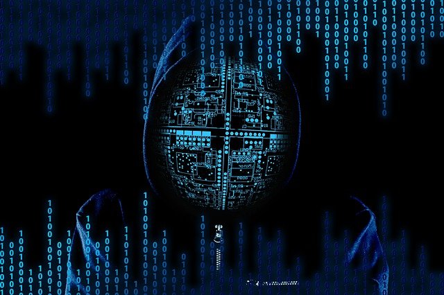 Die Täter sind nicht immer Jugendliche. Auch Akademiker, wie Rechtsanwälte, können Cyberkriminelle sein.