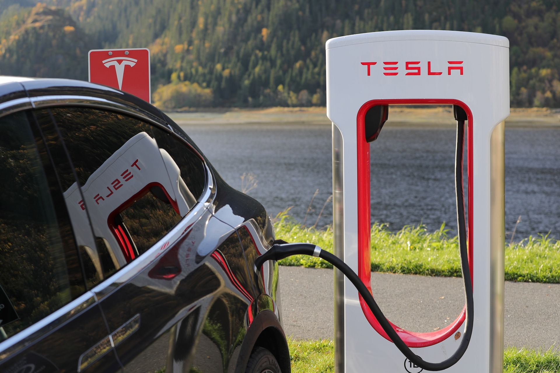 Produziert Tesla seine Elektroautos künftig auch direkt in China? (Bild: pixabay.com)