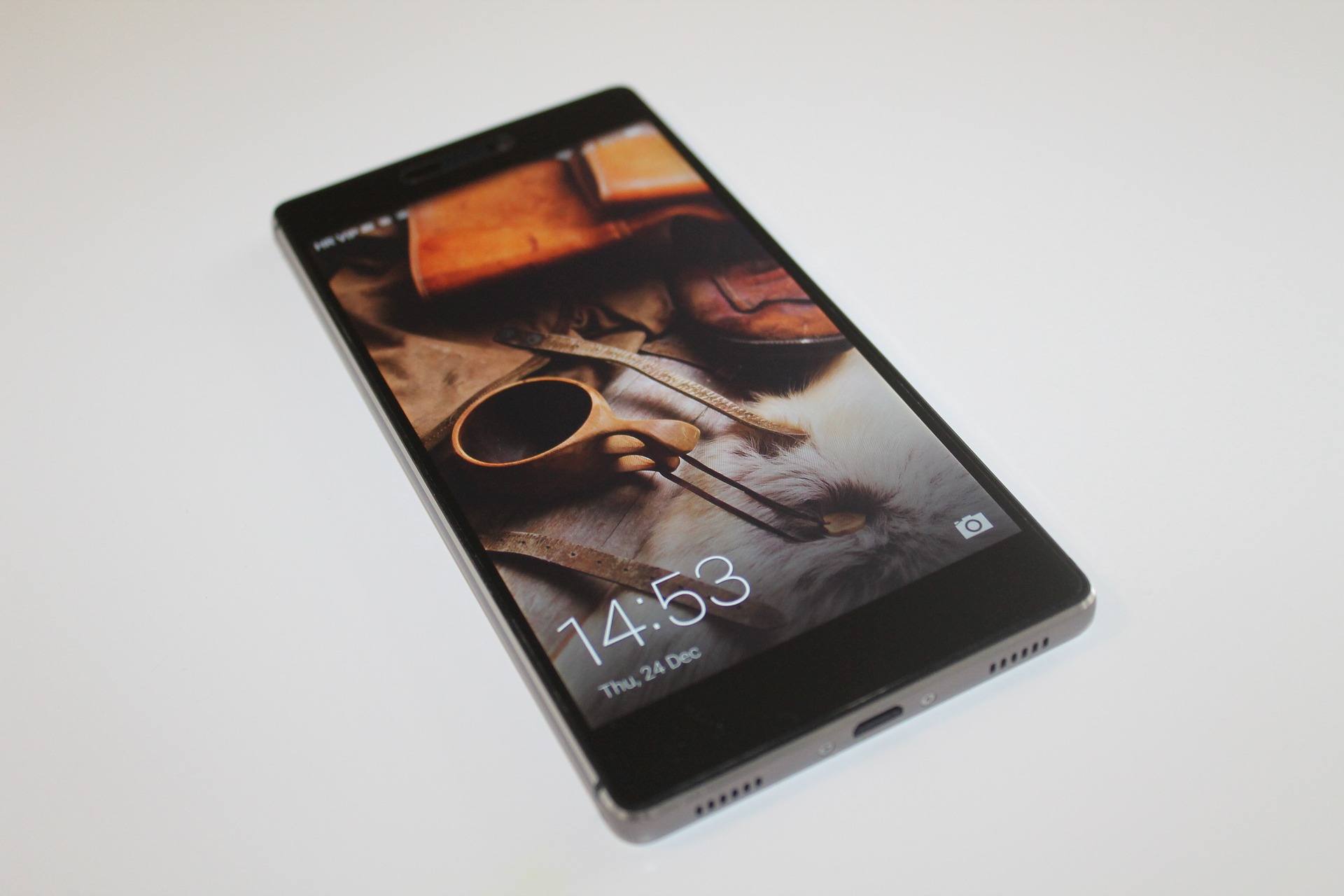Das schicke Huawei P8.