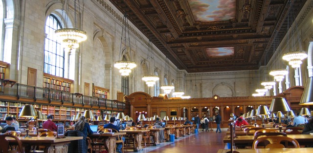 Wird die neue Leucht-Folie Lampen künftig überflüssig machen - gerade in großen Räumen? Hier eine Bibliothek in New York.