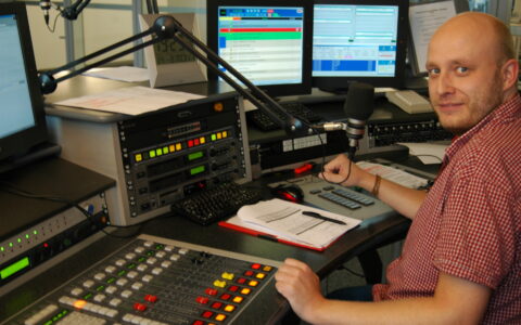 Im Studio von Radio SAW in Magdeburg.