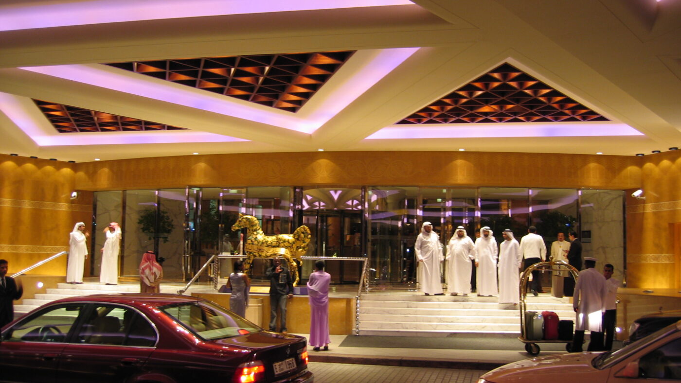 The Giving Pledge wächst - nur scheinbar ohne Deutschland. Hier Wohlhabende in Dubai.