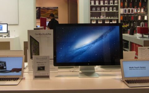 Verkauf im Apple Store in Zürich, Schweiz.