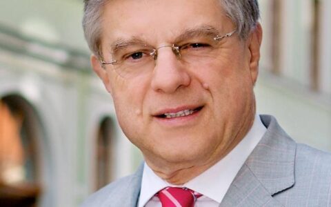 Infinus-Pleite: Insolvenzverwalter Dr. Bruno M. Kübler fordert Fubus-Anleger auf, Ruhe zu bewahren