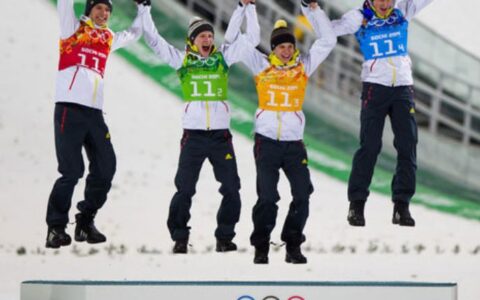 Die deutschen Skispringer gewannen in Sotschi Gold.