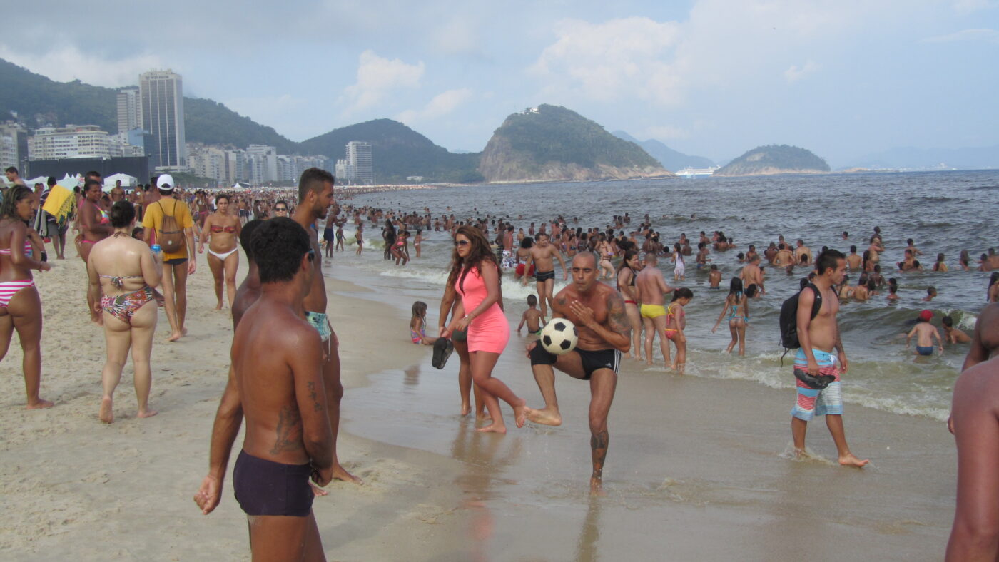Brasilianer sind fußballverrückt.