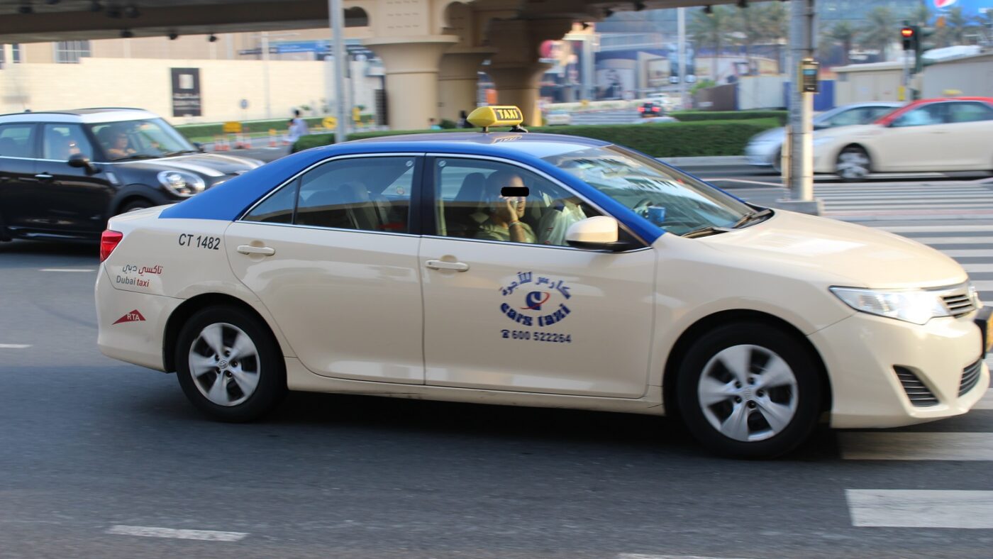 Dubai RTA Smart Taxi: Chaos im Google Play Store