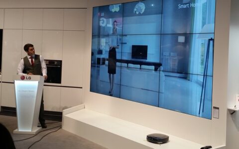 LG präsentiert auf der Funkausstellung in Berlin sein neues Smart Home System.