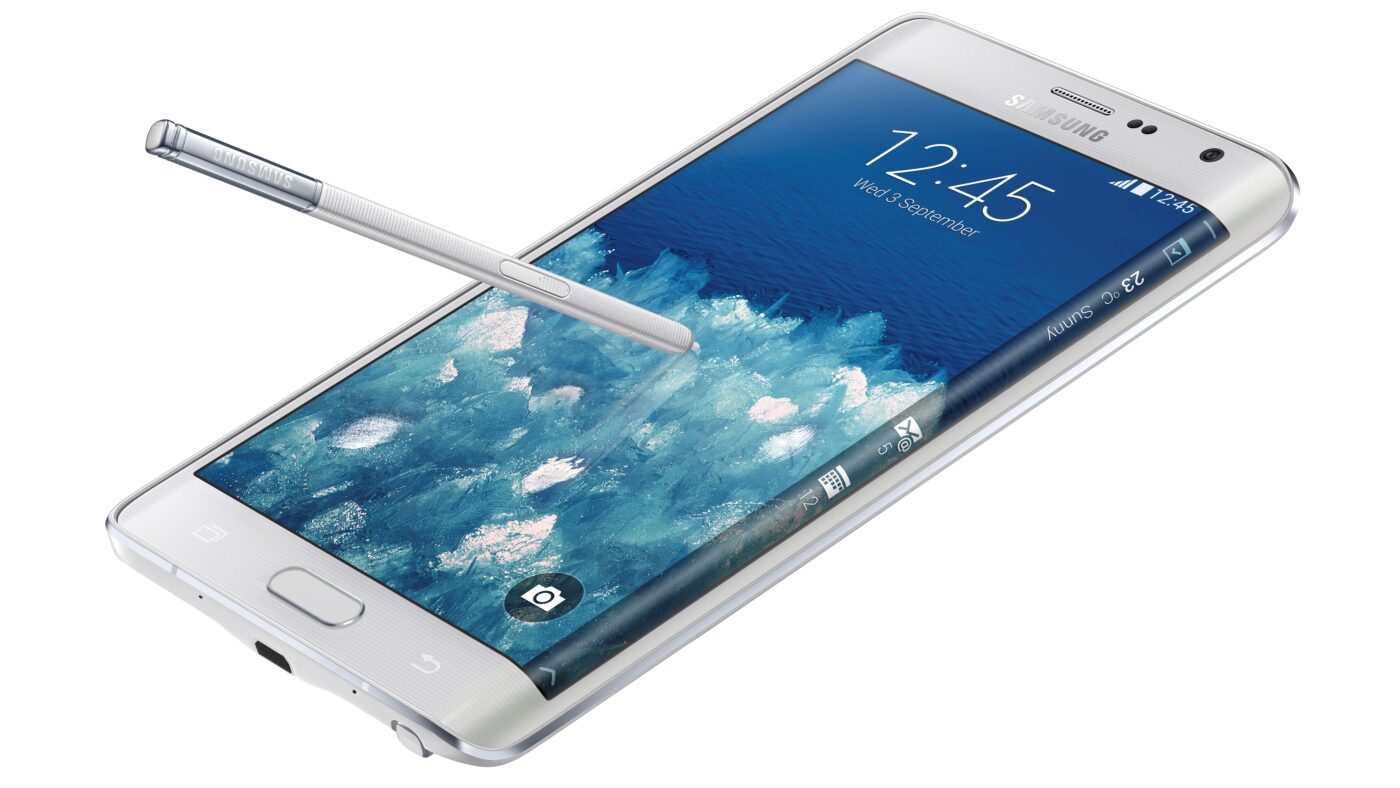 Hat Samsung einen Lizenzstreit wegen Android mit Microsoft? Hier das neue Samsung Note Edge Smartphone.
