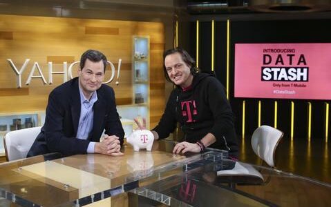 T-Mobile CEO John Legere im Gespräch mit Yahoo! Tech-Moderator David Pogue über\\"Un-carrier 8.0.\\".