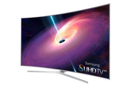 Jetzt wird es gruselig: Der Fernseher ist die Wanze in den privaten Räumen. Hier der super teure Samsuns \"4K SUHD JS9500 Series Curved Smart TV - 65\".