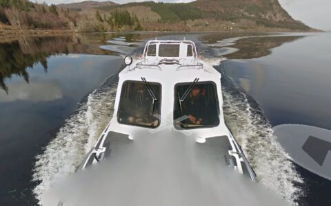 Mit Google Maps über Loch Ness fahren. Aber Unterwasseraufnahmen konnten wir zumindest nicht finden.