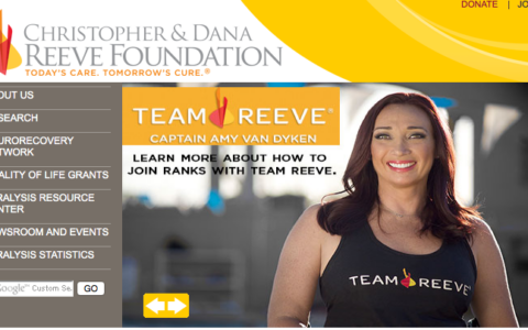 Die Christopher and Dana Reeve Stiftung möchte Hoffnung machen und arbeitet aktiv, damit eine Rückenmarksverletzung irgendwann wieder geheilt werden kann.