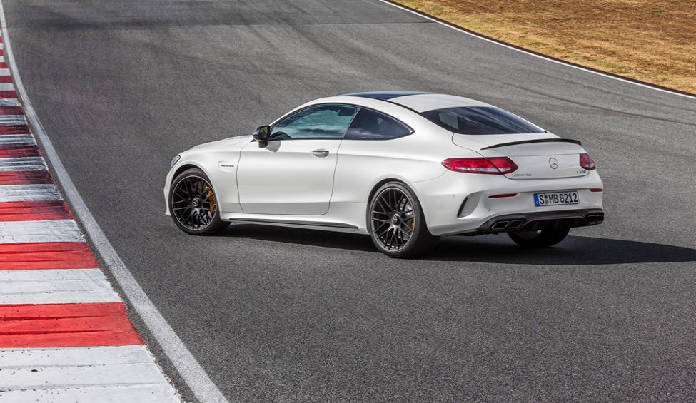 Die schnellste C-Klasse ever: Der neue Mercedes-AMG C63 Coupé.