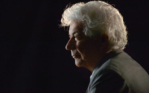 Ken Follett wird auf der Frankfurter Buchmesse die Game-Adaption seines Mega-Sellers „Die Säulen der Erde“ vorstellen.