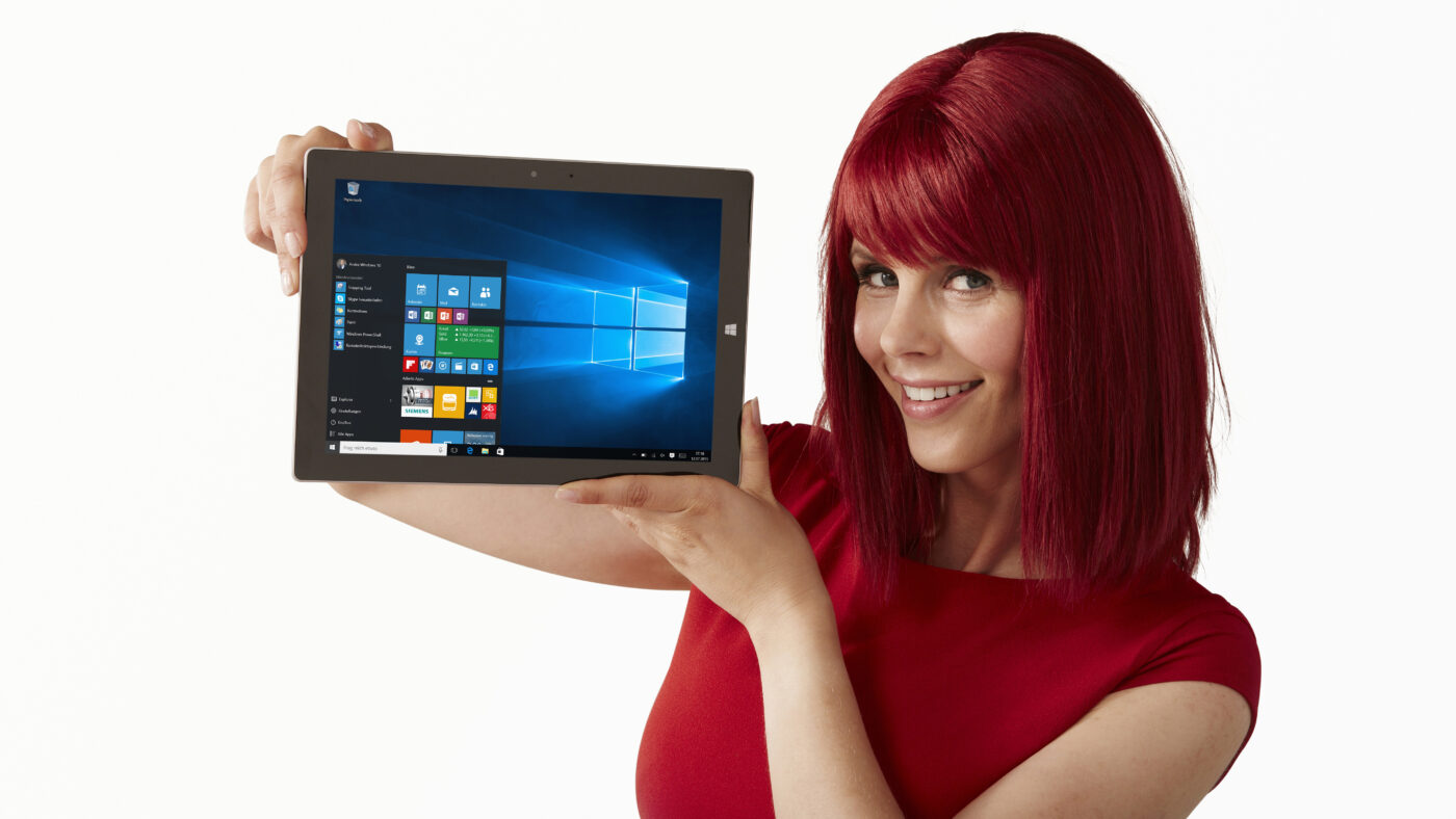 Microsoft fördert Computerbildung an Schulen.