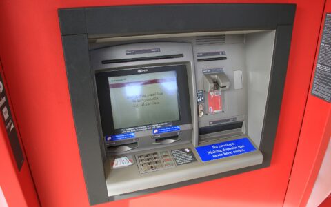 Ausgerechnet die Deutsche Postbank, die sonst auf viele Gebühren verzichtet, musste sich nun vom BGH sagen lassen, sie berechne zu viele Gebühren.