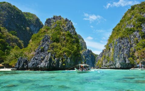 Das Geschäft mit der Online-Vermittlung von Reisen boomt und der Ausverkauf unter den Online-Reisebüros an Großkonzerne geht weiter. Jetzt kauft Expedia auch Homeaway.