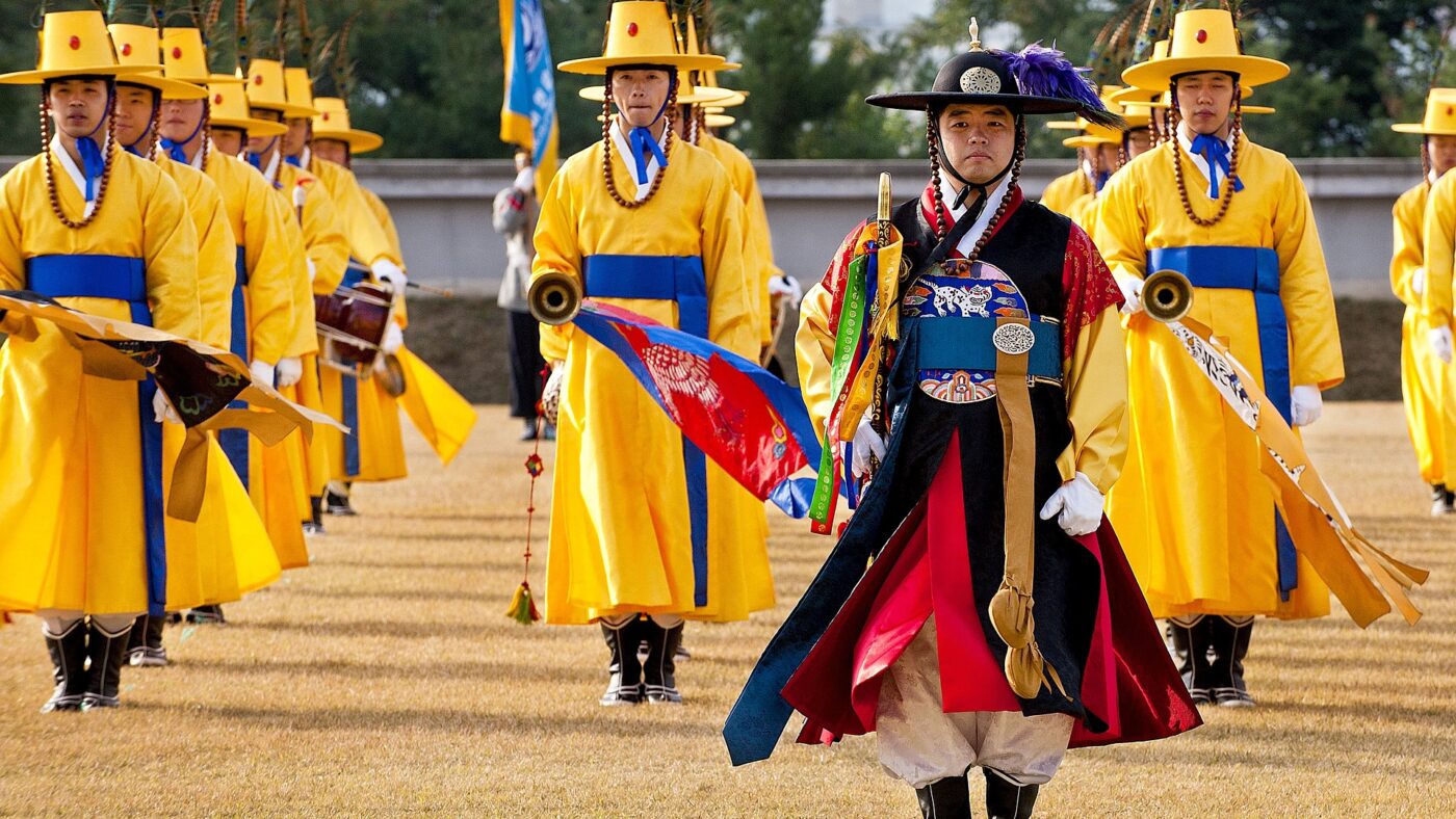 VW sieht sich derzeit strengen Prüfungen in Südkorea ausgesetzt. Hier eine traditionelle Ehrenwache.
