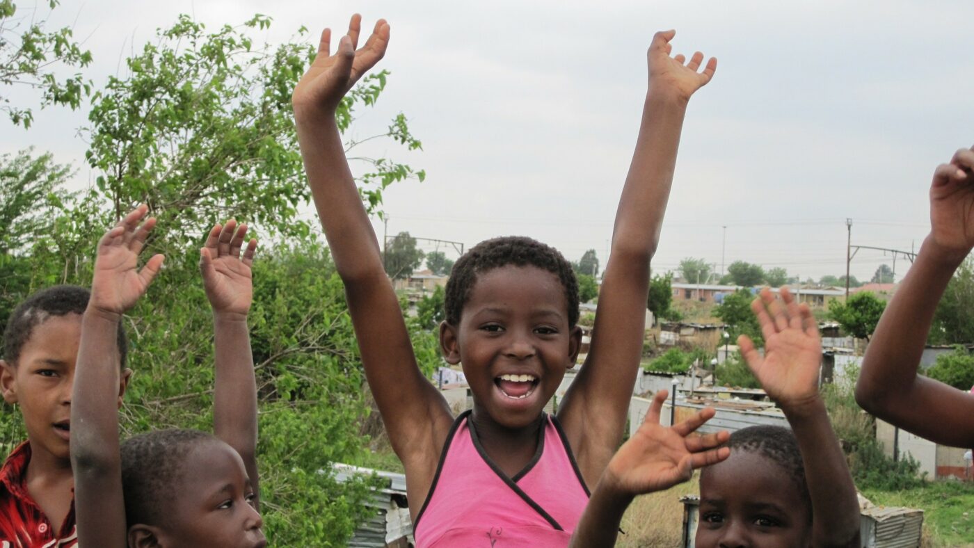 Afrikas Kinder und Jugendliche sterben mit am häufigsten wegen AIDS.