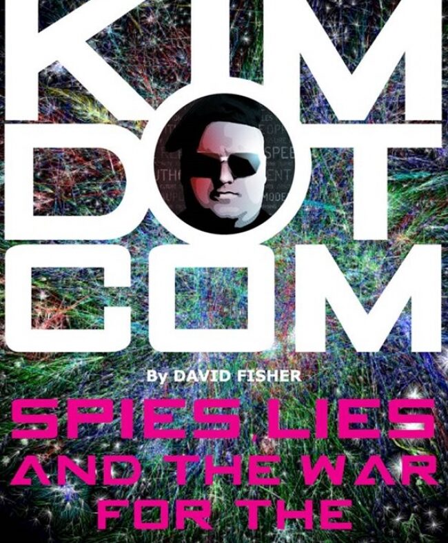 Dieses Buch schildert den Kampf des Deutschen Kim Dotcom gegen die US-Übermacht im Internet.