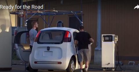 Ein kleiner Prototyp des selbstfahrenden Google Auto.