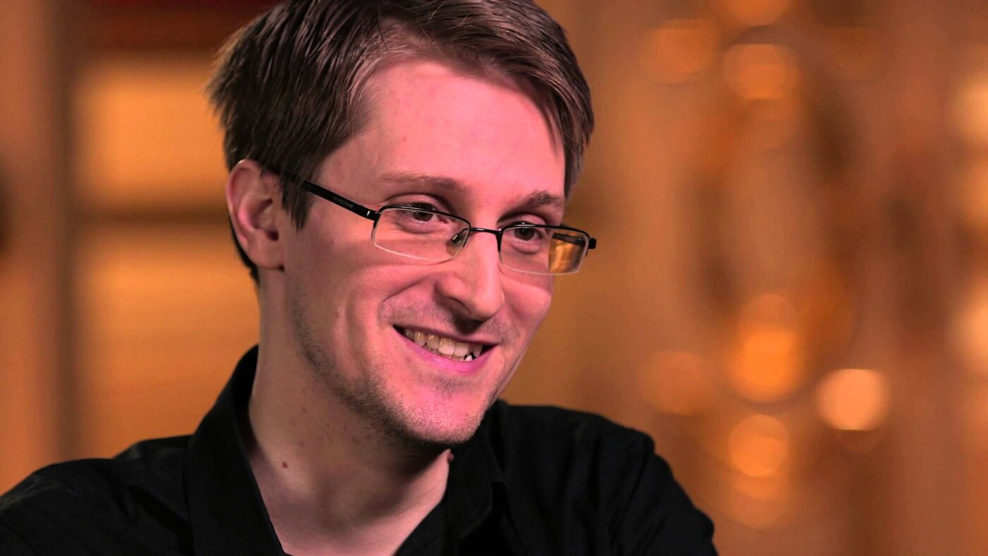 Last Week Tonight with John Oliver: Edward Snowden on Passwords