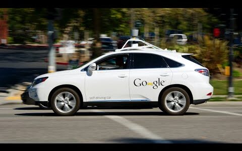Wieder ist ein selbstfahrendes Google Auto in einen Unfall verwickelt