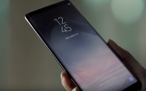 Das Samsung Galaxy S8. Hier in einem Samsung-Video auf YouTube vom 23. August 2017.