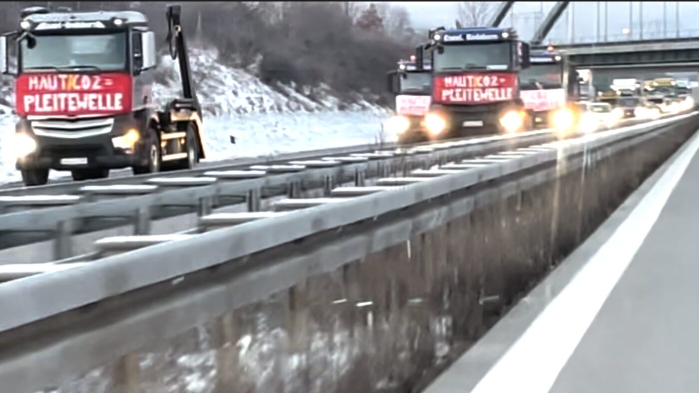 Hunderte LKWs demonstrierten am 9. Januar 2024 auf Autobahnen - hier in Sachsen-Anhalt.
