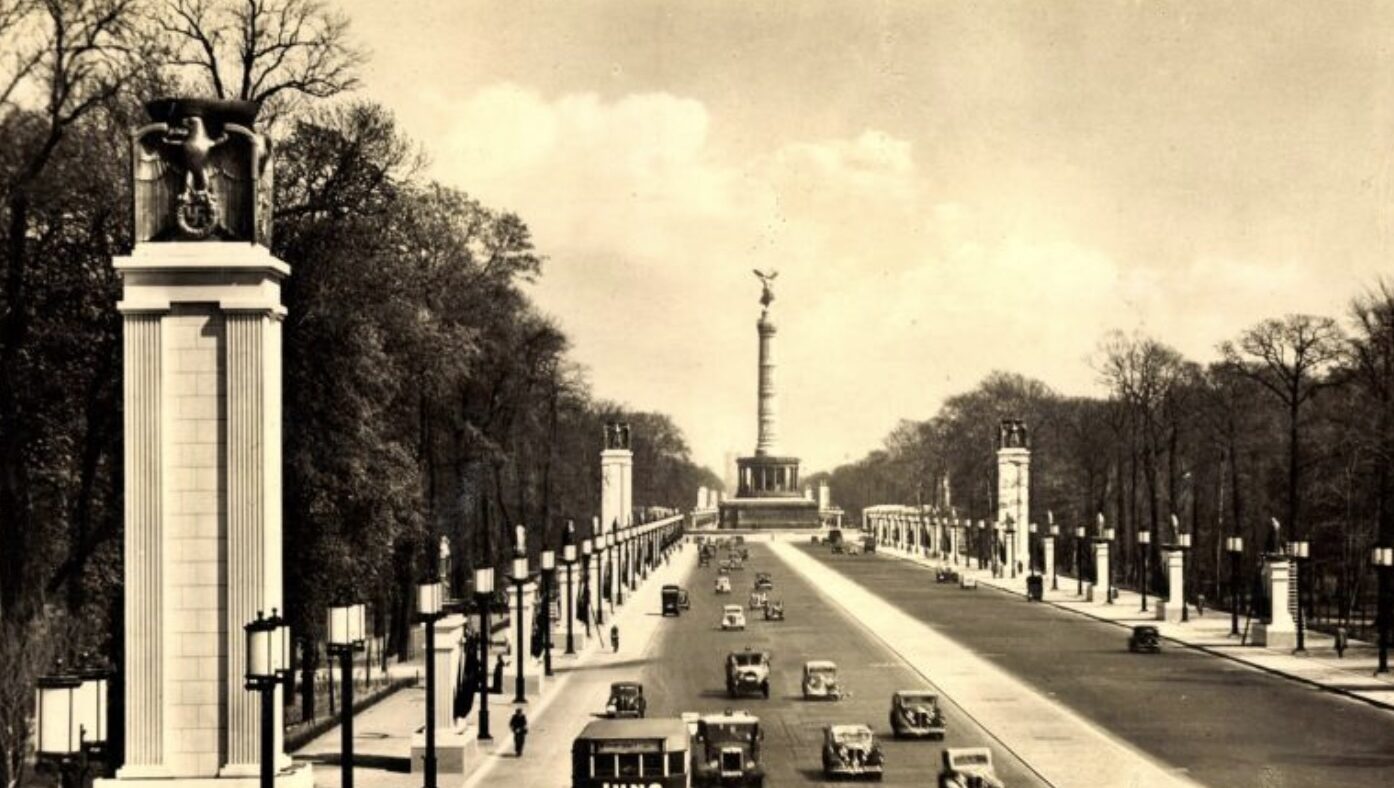 Ja, wie viele passen denn nun auf die Massenkundgebungsstraße, die Straße des 17. Juni in Berlin? Von Hitler bis zur Jetz-Zeit dient der Boulevard der Propaganda in eigener Sache.